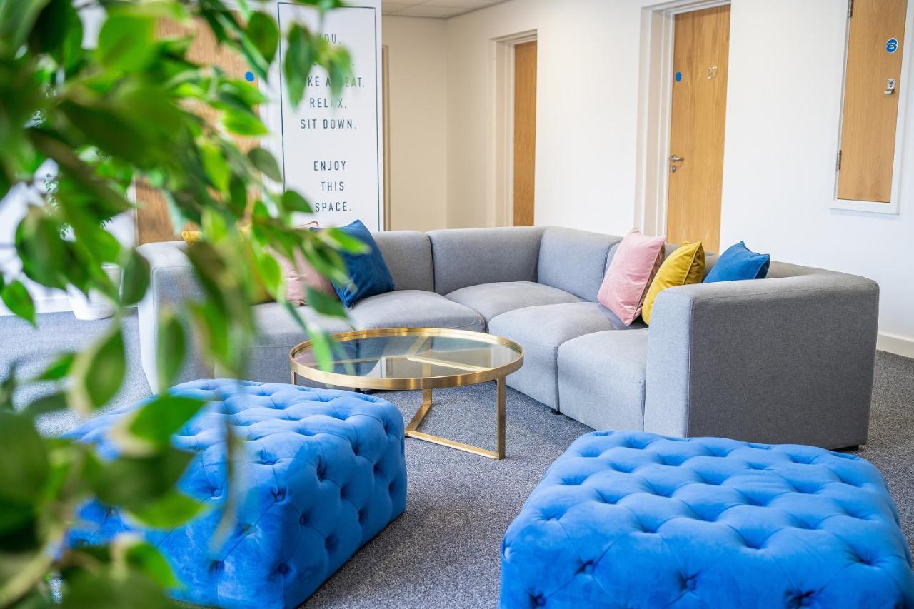 קארדיף Park Lane Aparthotel By Urban Space מראה חיצוני תמונה